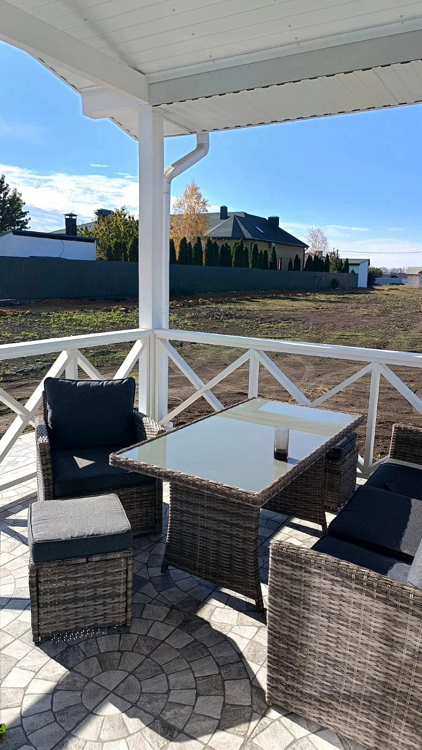 Плетёная мебель Royal Family ZOYA из искусственного ротанга: идеальное решение для семейного отдыха на свежем воздухе